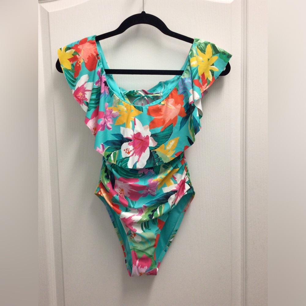 La Blanca One Piece Swimsuit